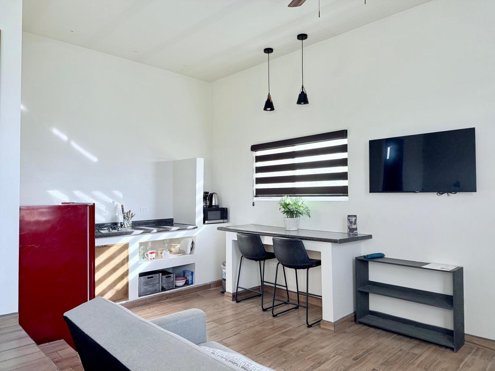 Cozy, Quiet & Pet Friendly Gated Patio Studio Ensenada Exteriör bild